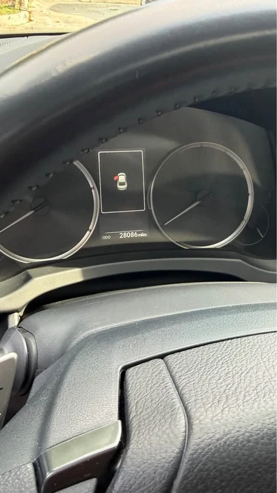 2025 Lexus IS 3rd Gen - Image 6 of 7