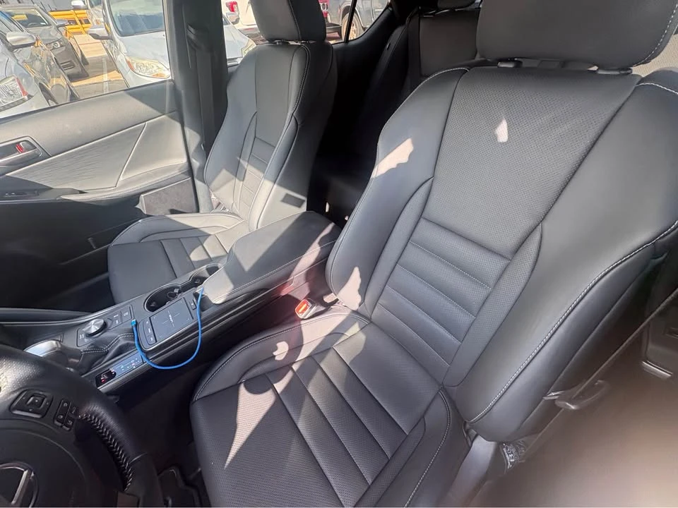 2025 Lexus IS 3rd Gen - Image 9 of 12