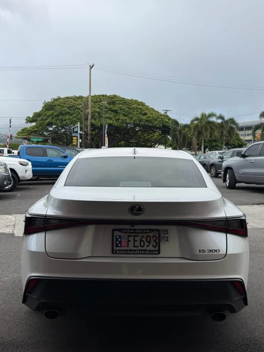 2025 Lexus IS 3rd Gen - Image 5 of 17