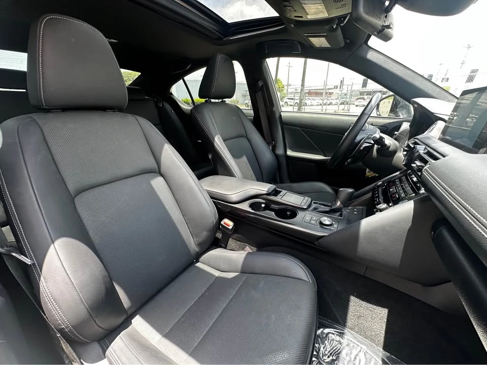 2025 Lexus IS 3rd Gen - Image 9 of 11