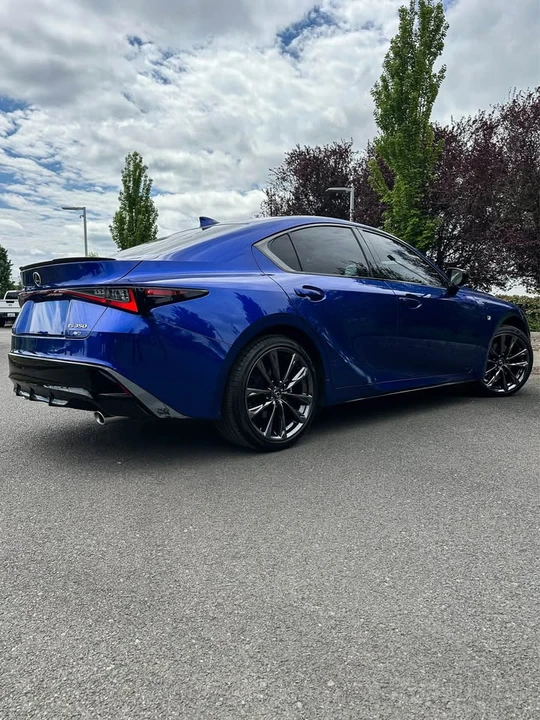 2025 Lexus IS 3rd Gen - Image 5 of 17