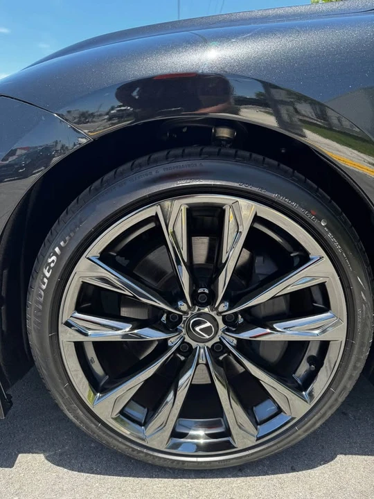 2025 Lexus IS 3rd Gen - Image 4 of 17