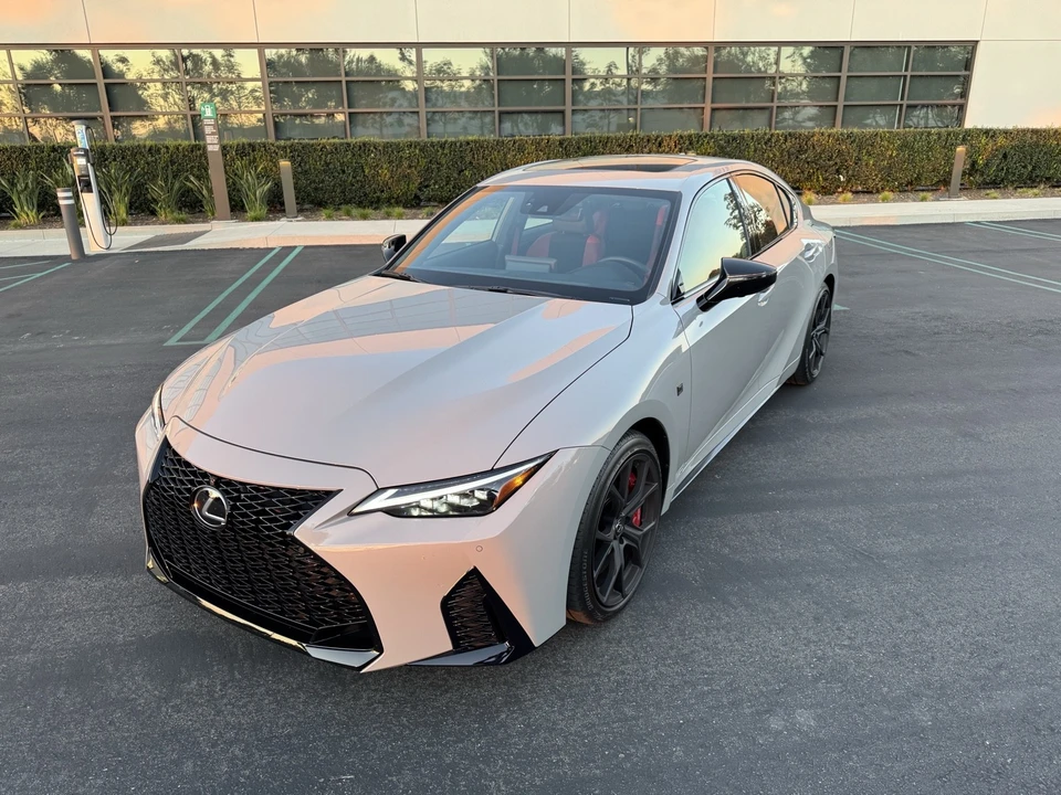 2025 Lexus IS 3rd Gen - Image 3 of 21