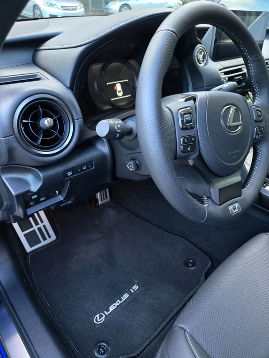 2025 Lexus IS 3rd Gen - Image 14 of 16