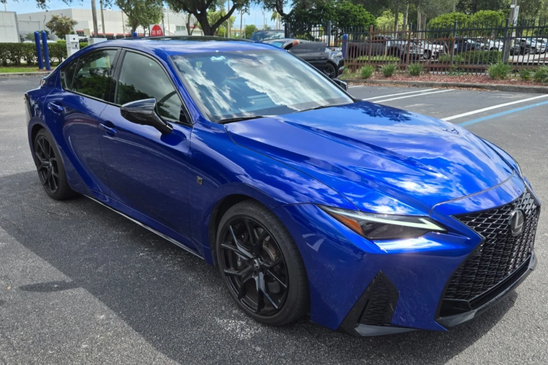 2025 Lexus IS 3rd Gen - Image 5 of 16