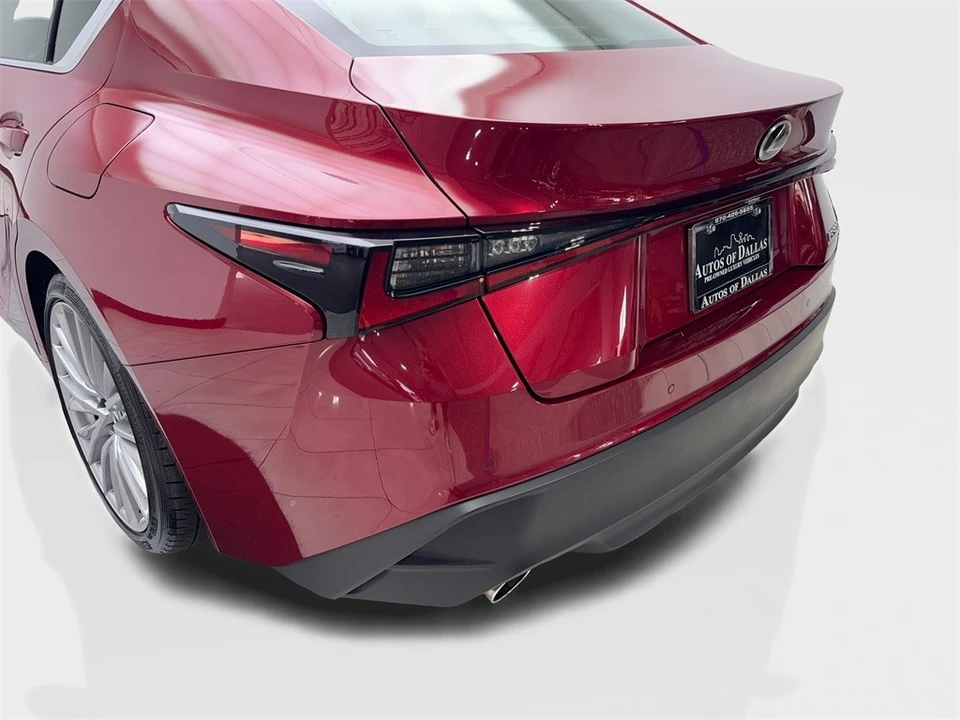2025 Lexus IS 3rd Gen - Image 19 of 21