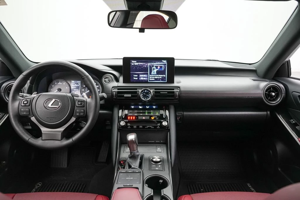 2025 Lexus IS 3rd Gen - Image 22 of 31