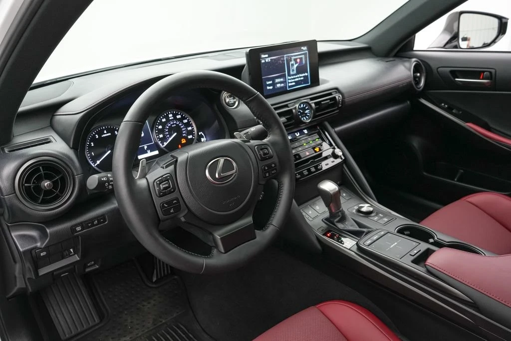 2025 Lexus IS 3rd Gen - Image 20 of 31