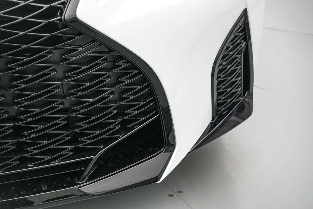 2025 Lexus IS 3rd Gen - Image 13 of 31
