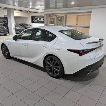 2025 Lexus IS300 F Sport 2 AWD