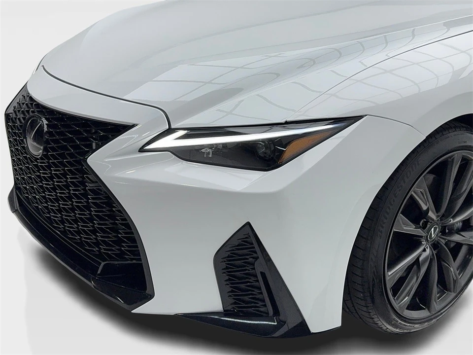 2025 Lexus IS 3rd Gen - Image 5 of 12