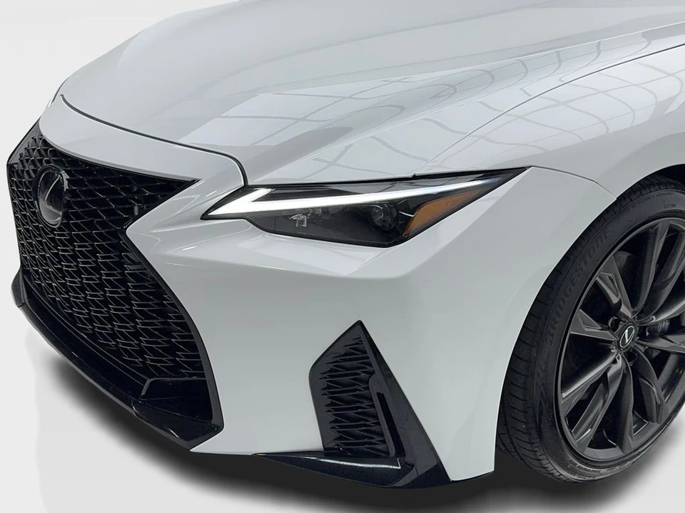 2025 Lexus IS 3rd Gen - Image 5 of 12