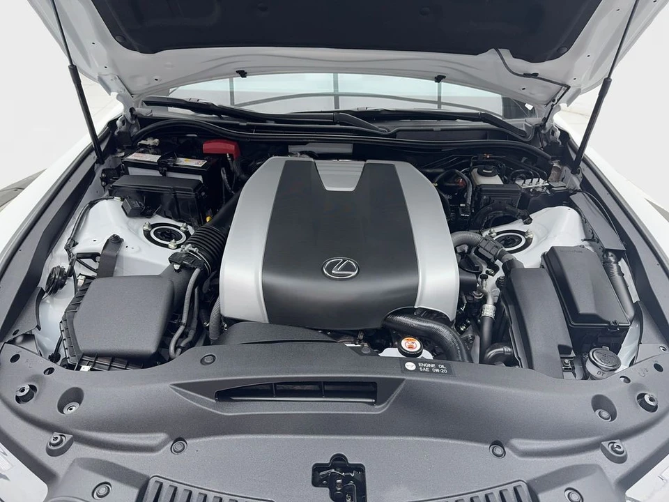 2025 Lexus IS 3rd Gen - Image 11 of 12
