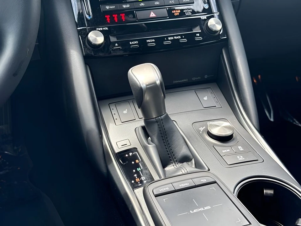 2025 Lexus IS 3rd Gen - Image 16 of 29