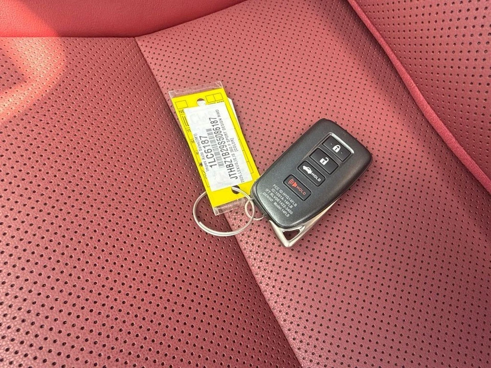 2025 Lexus IS 3rd Gen - Image 21 of 22