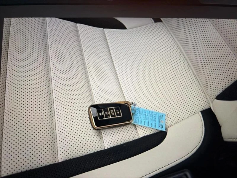 2025 Lexus IS 3rd Gen - Image 8 of 12