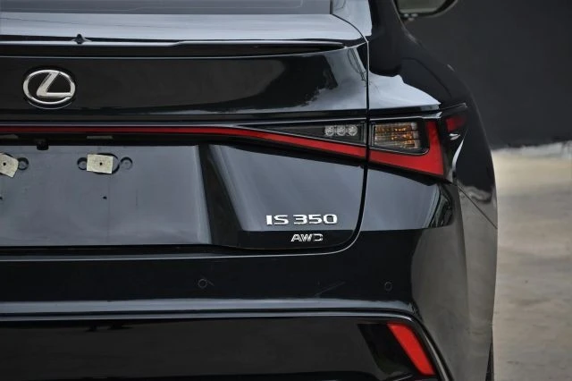 2025 Lexus IS 3rd Gen - Image 11 of 21
