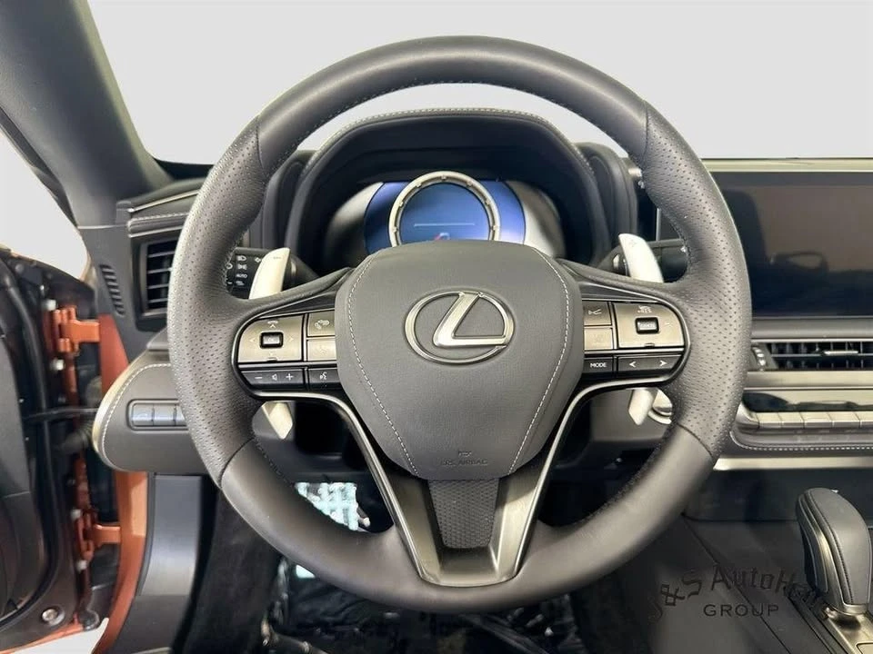 2025 Lexus LC - Image 12 of 20