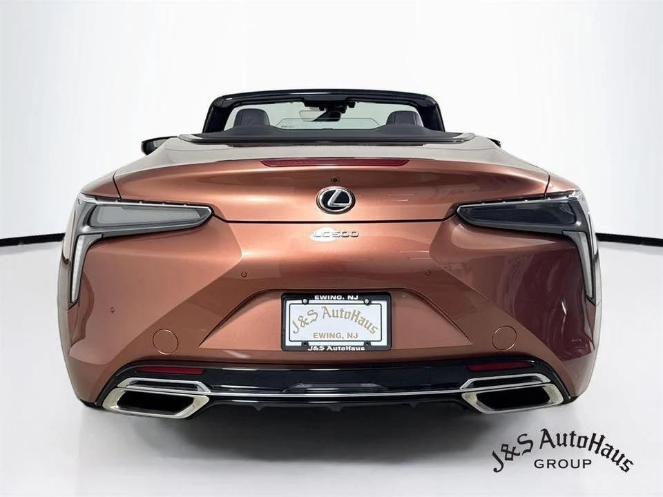 2025 Lexus LC - Image 6 of 20