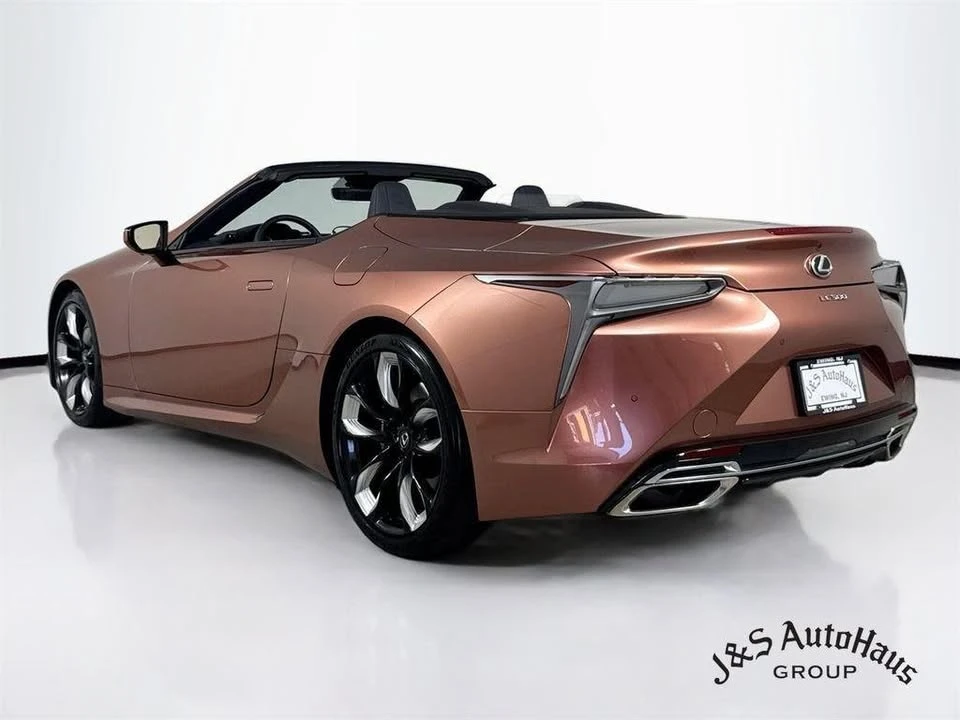 2025 Lexus LC - Image 5 of 20