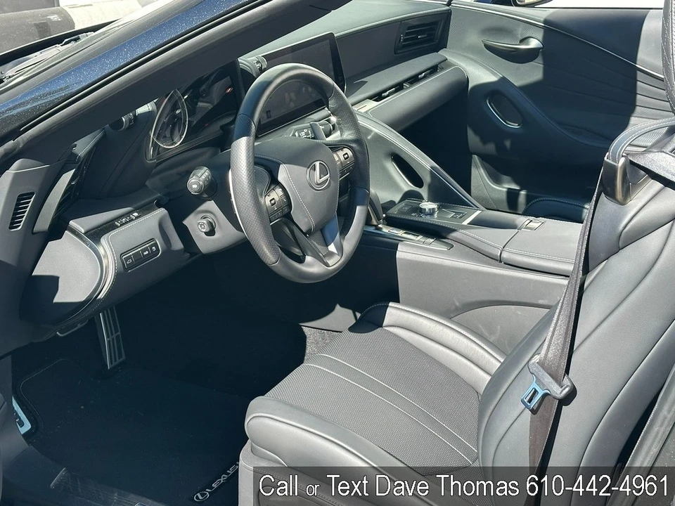 2025 Lexus LC - Image 14 of 24