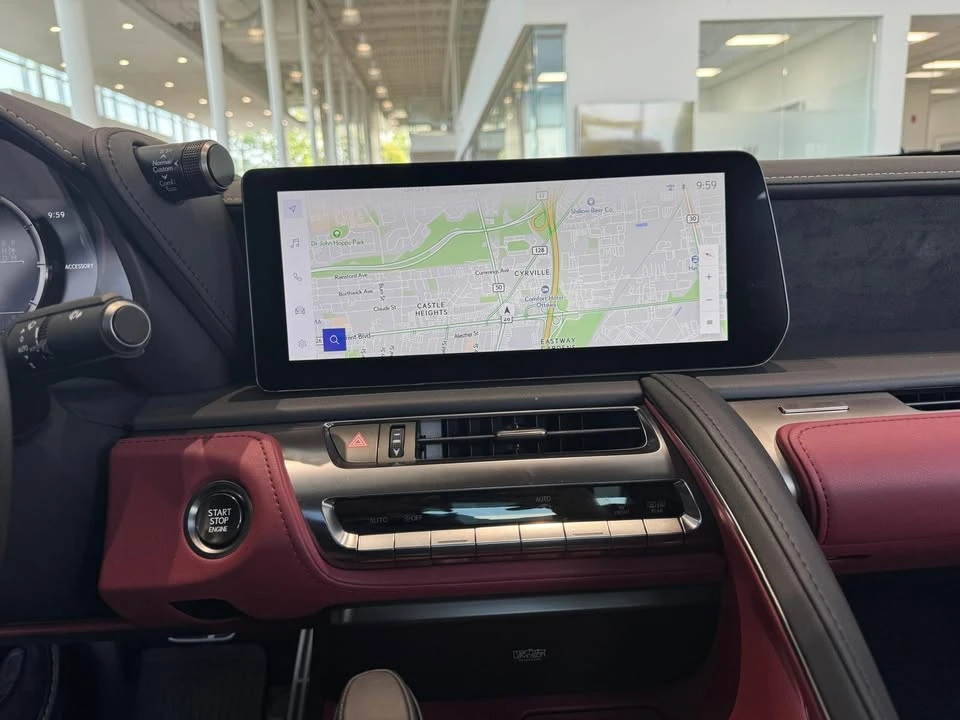 2025 Lexus LC - Image 12 of 16
