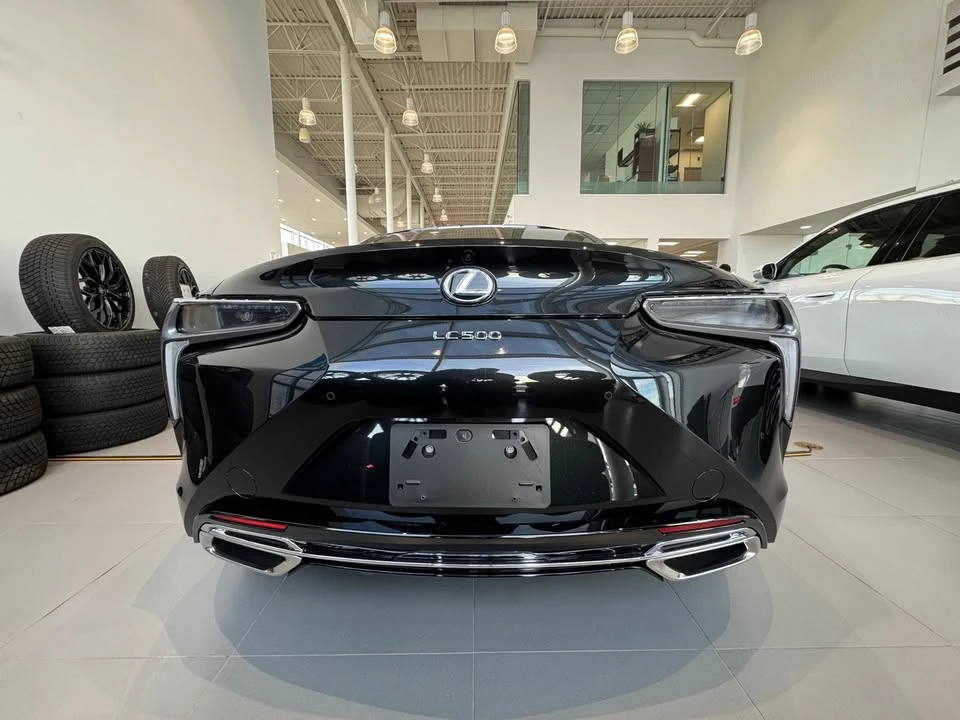 2025 Lexus LC - Image 5 of 16