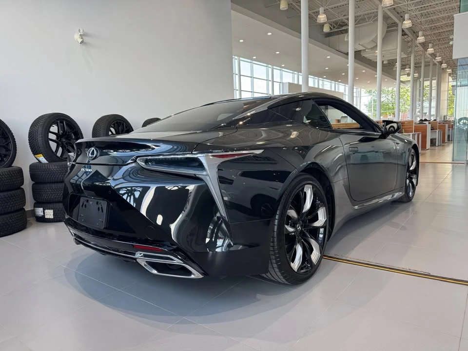 2025 Lexus LC - Image 4 of 16
