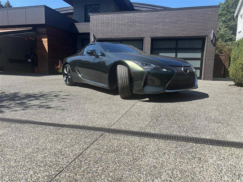 2025 Lexus LC - Image 16 of 22