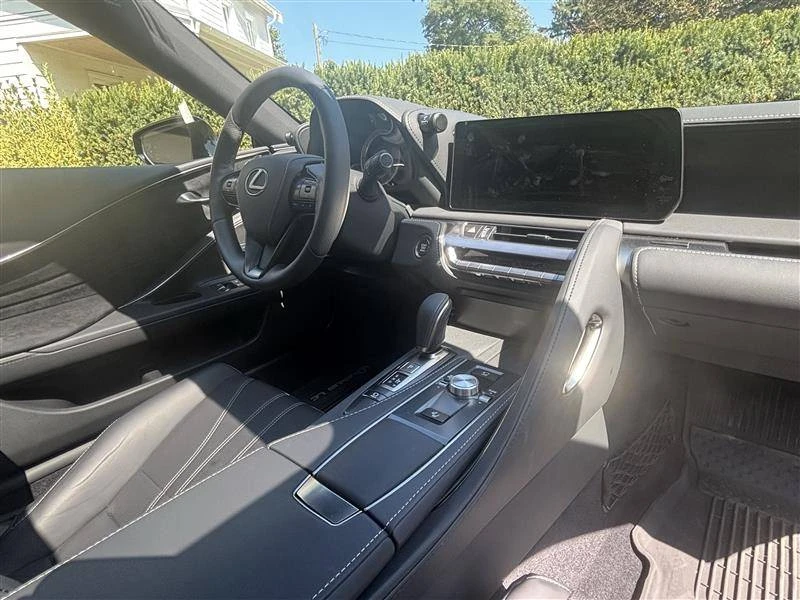 2025 Lexus LC - Image 3 of 22