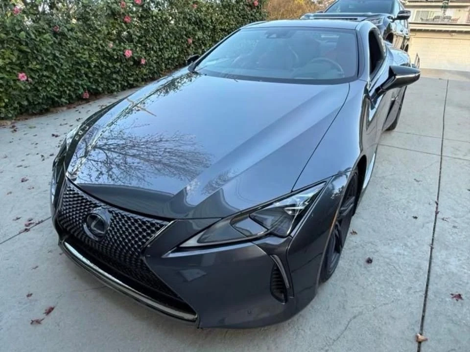 2025 Lexus LC - Image 7 of 8