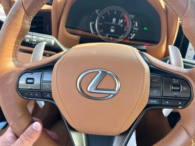 2025 Lexus LC - Image 10 of 13