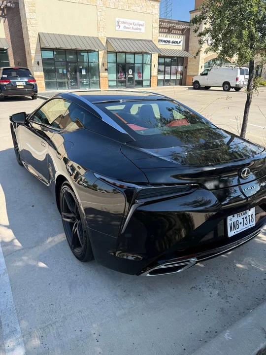 2025 Lexus LC - Image 10 of 10