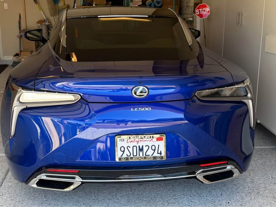 2025 Lexus LC - Image 8 of 10
