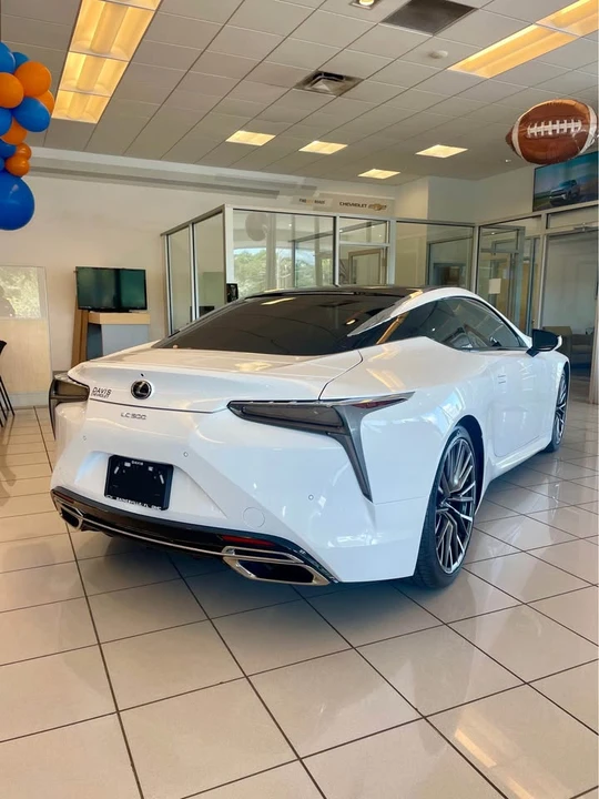 2025 Lexus LC - Image 6 of 11