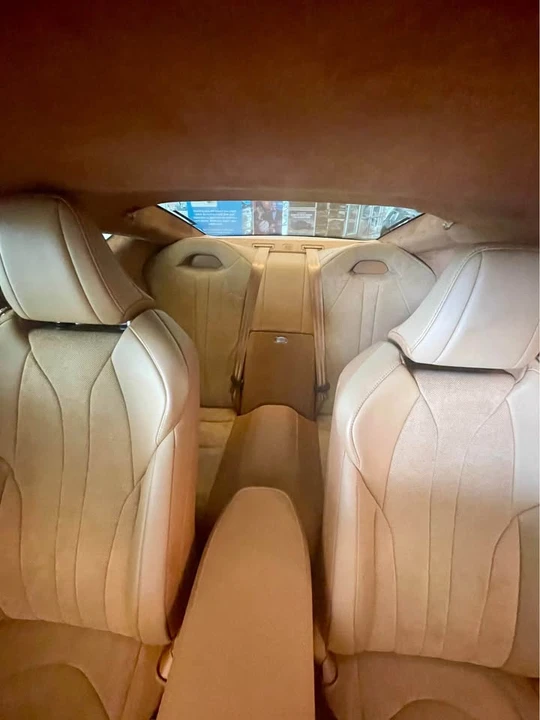 2025 Lexus LC - Image 10 of 11