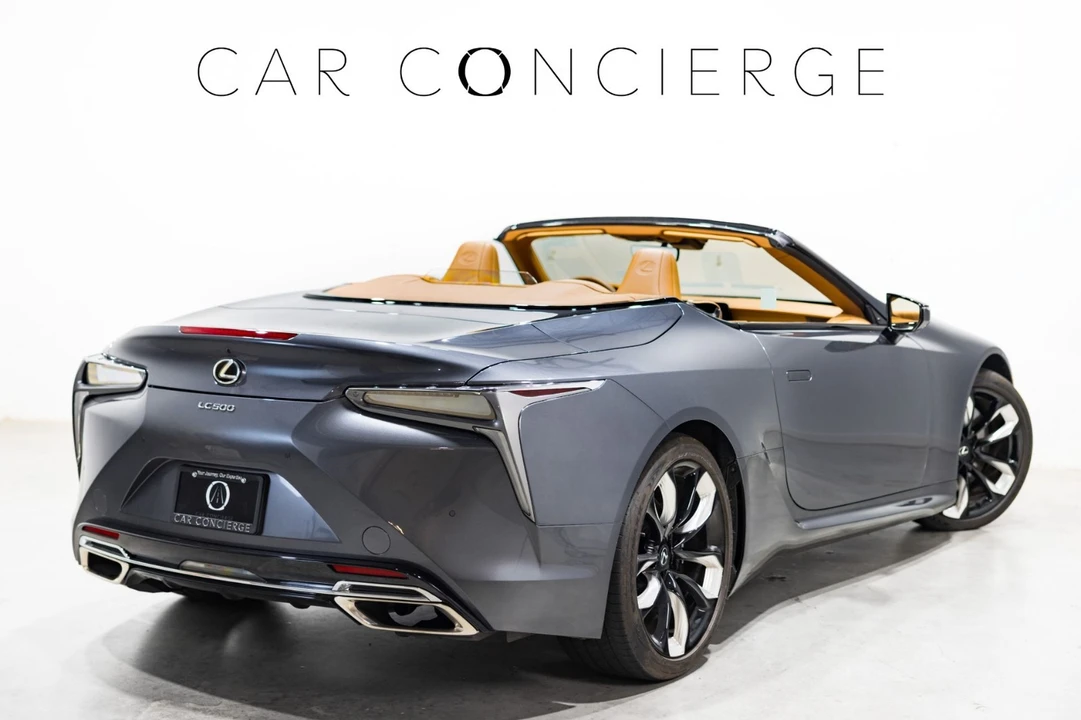 2025 Lexus LC - Image 7 of 31