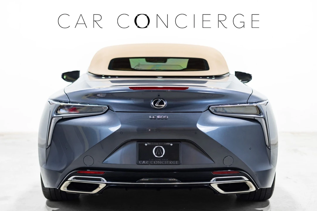 2025 Lexus LC - Image 8 of 31