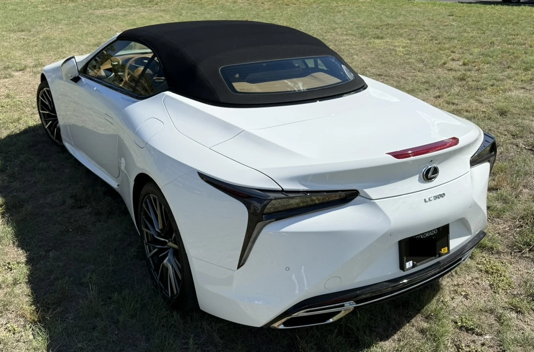 2025 Lexus LC - Image 5 of 31