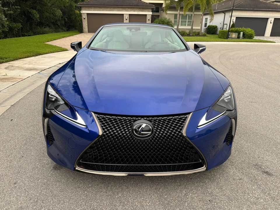 2025 Lexus LC - Image 2 of 31
