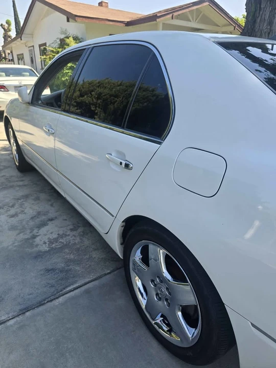 2025 Lexus LS 5th Gen - Image 7 of 7
