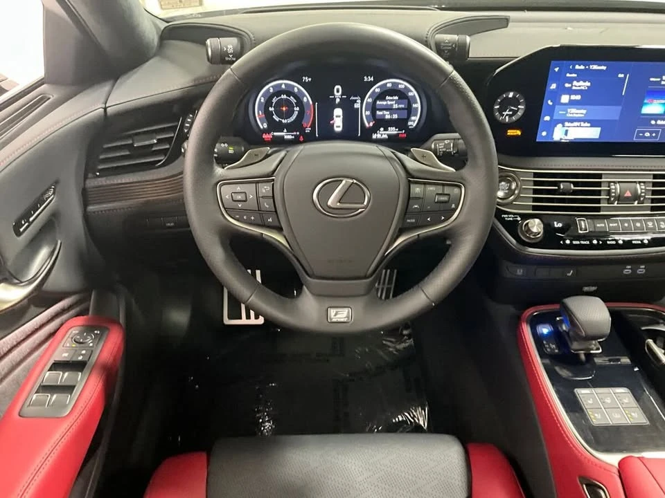 2025 Lexus LS 5th Gen - Image 6 of 19