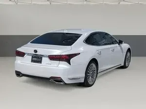 2025 Lexus LS 5th Gen - Image 4 of 12