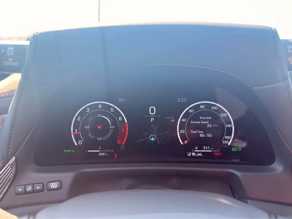 2025 Lexus LS 5th Gen - Image 12 of 20