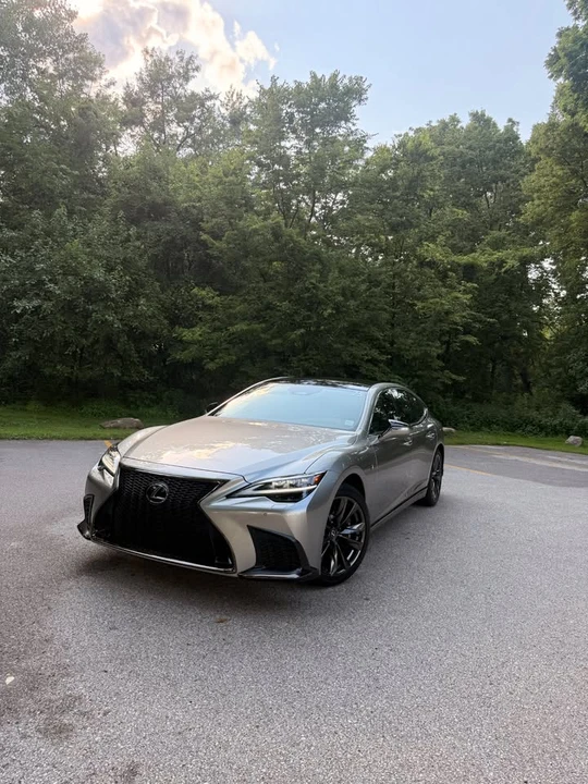 2025 Lexus LS 5th Gen - Image 2 of 10