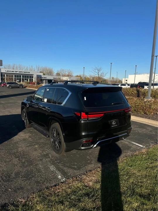 2025 Lexus LX 4th Gen - Image 3 of 9