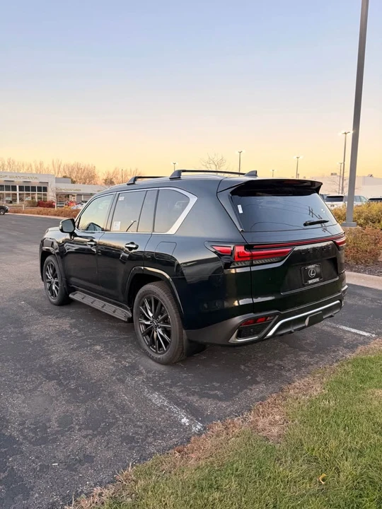 2025 Lexus LX 4th Gen - Image 4 of 13