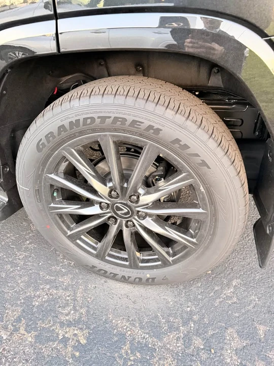 2025 Lexus LX 4th Gen - Image 6 of 13
