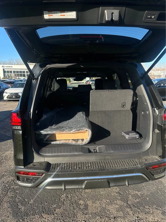 2025 Lexus LX 4th Gen - Image 9 of 9