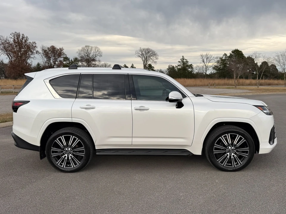 2025 Lexus LX 4th Gen - Image 7 of 12